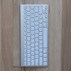 APPLE | Wireless Keyboard